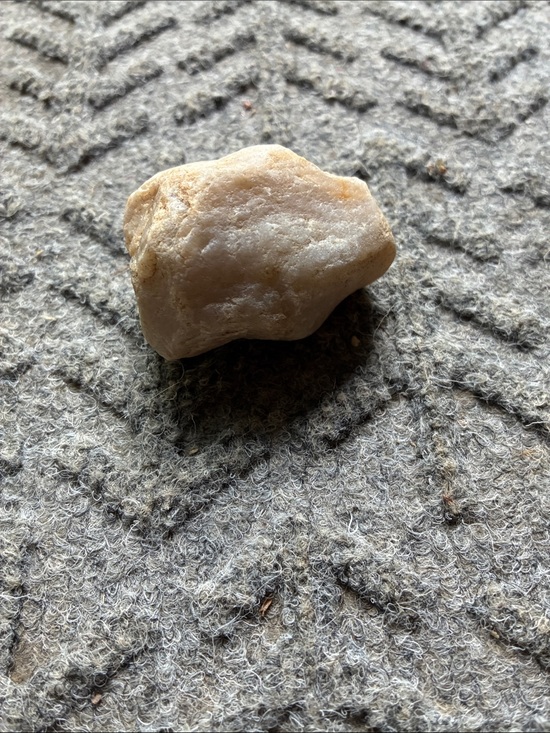 Other - Polished Cream Quartz Stone - Natural Decorative Nugget